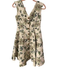 Gal Meets Glam size 2